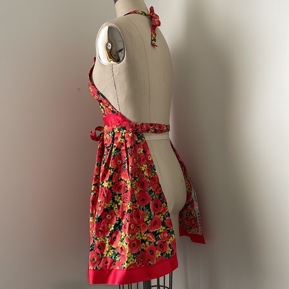 Apron - Picture 4 of 5